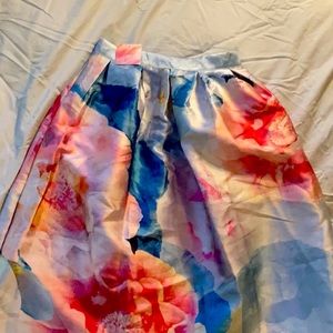 BNWT Chicwish floral tea length skirt Sz M